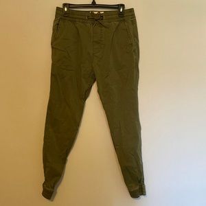 Men’s jogger pants